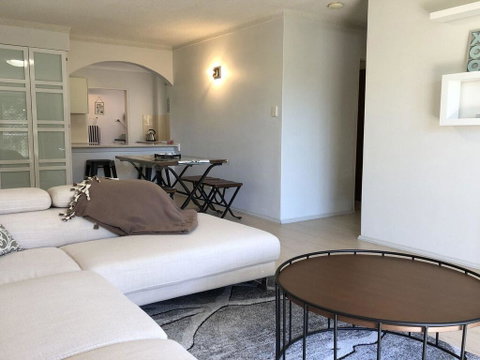 13 'Parkview', 11-13 Catalina Close - Great Location Unit With A Locked Garage - QLD Tourism 3