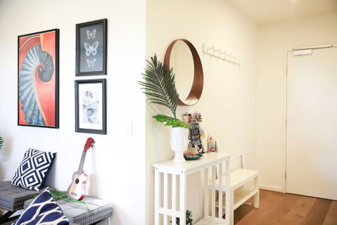 136, Light-filled Homely Box Hill Apt, 2Bed2BathFreeParking - QLD Tourism 2
