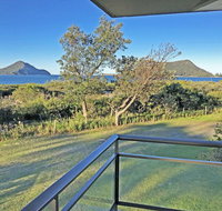 14 'Intrepid' 3 Intrepid Close - Unlimited magnificent water views - QLD Tourism