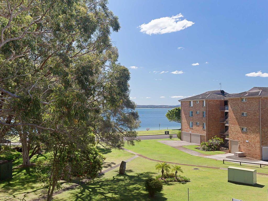 Nelson Bay NSW QLD Tourism