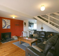 14 Cobbon Crescent Jindabyne - QLD Tourism