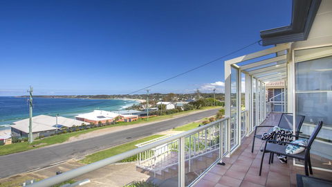 143 Mitchell Pde - Magnificent Outlook - QLD Tourism 0