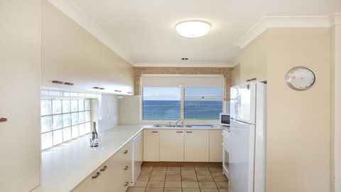 143 Mitchell Pde - Magnificent Outlook - QLD Tourism 3