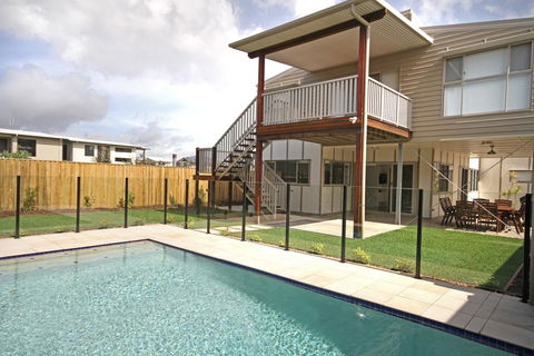 15 Wave Crescent Mount Coolum - Pet Friendly, WIFI, Foxtel, Linen Included - QLD Tourism 1