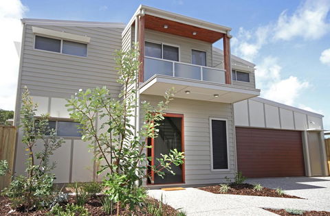 15 Wave Crescent Mount Coolum - Pet Friendly, WIFI, Foxtel, Linen Included - QLD Tourism 0