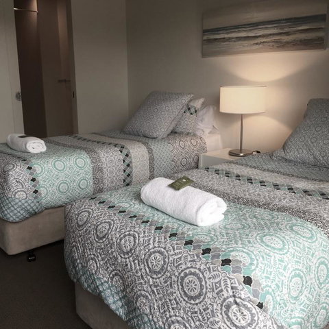 16 Seine Bay Apartment - QLD Tourism 3