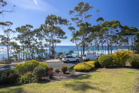 16 Shipton Cres - Secluded Away - QLD Tourism 0