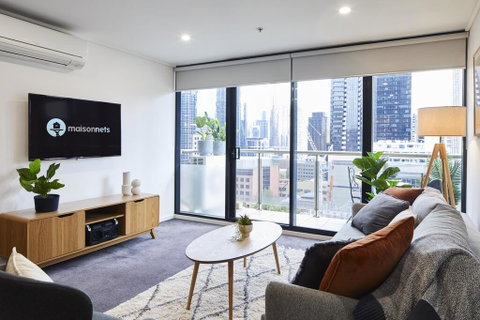 2 Bdrm 2 Bthrm Apt With Parking In Central CBD - Queensland Tourism 0