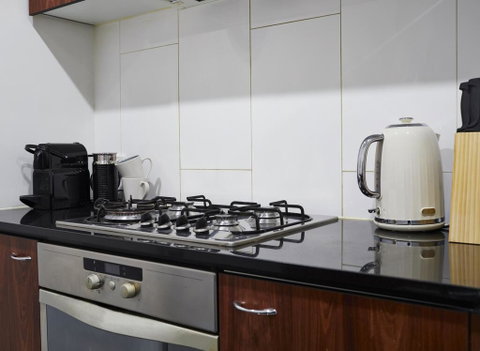 2 Bdrm 2 Bthrm Apt With Parking In Central CBD - Queensland Tourism 2
