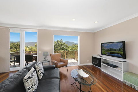 2 Bedroom Villa @ Oaks Cypress Lakes Resort - Queensland Tourism 0