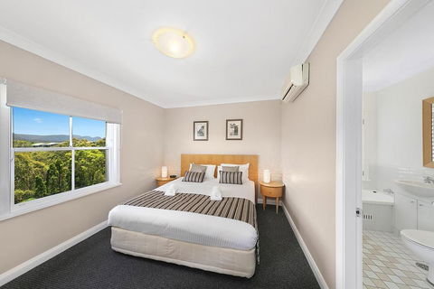 2 Bedroom Villa @ Oaks Cypress Lakes Resort - Queensland Tourism 1