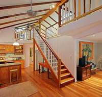 2 Manfred Street Belongil Beach - Susie's Beach House - Queensland Tourism