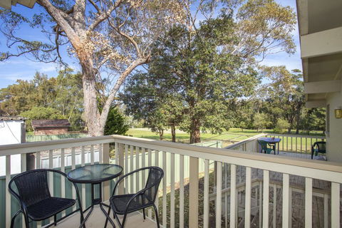 2/81 Clyde St - Villa De Golf At Mollymook - QLD Tourism 1