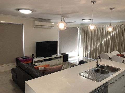 21 On Hursley Motel Apartments - QLD Tourism 2