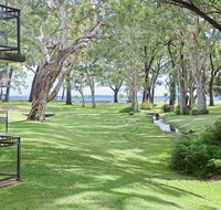 23 'Bay Parklands' 2 Gowrie Avenue - Little Beach air con Pool  tennis court - QLD Tourism