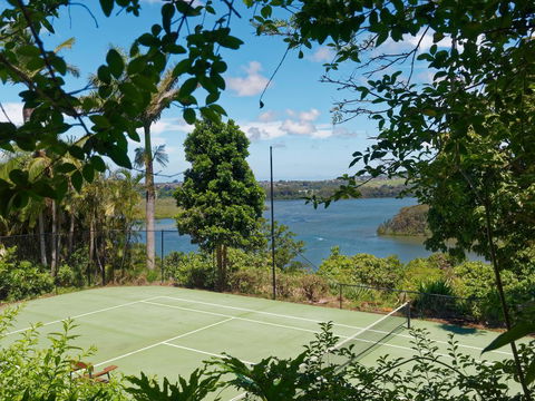 230 Scenic Drive - QLD Tourism 0