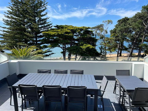 C-Scape Penthouse - Cowes Beach Front - QLD Tourism 4