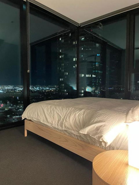 C&S Stay- Melbourne CBD - QLD Tourism 1