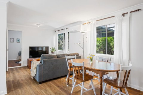 Cosy Adelaide Hills Getaway - QLD Tourism 0