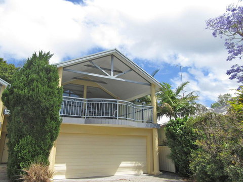 27b Christmas Bush Avenue - Duplex In Nelson Bay Walking Distance To Dutchies Beach - Queensland Tourism 1