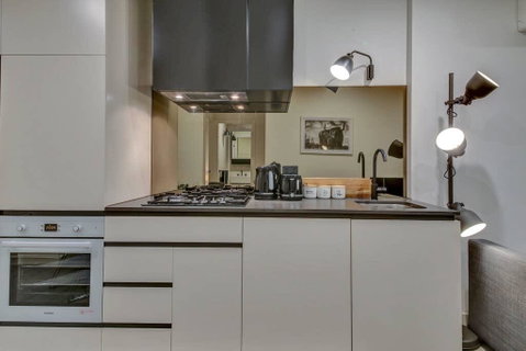 2BR Suites On Bourke, Perfect Location, Views - Queensland Tourism 3