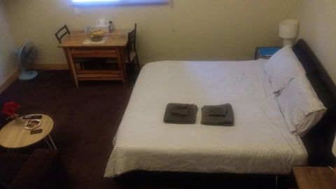 3 Hills At The Good Place - QLD Tourism 2