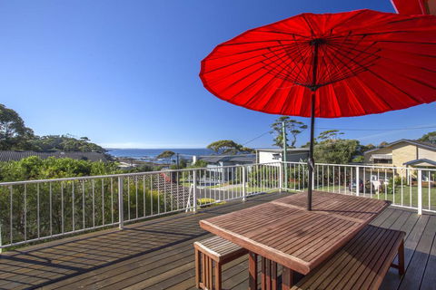 3 Shipton Cres - Heavenly Haven - QLD Tourism 0