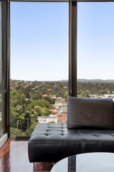3-Bed Apartment With Parking Near Parks And Dining - QLD Tourism 3