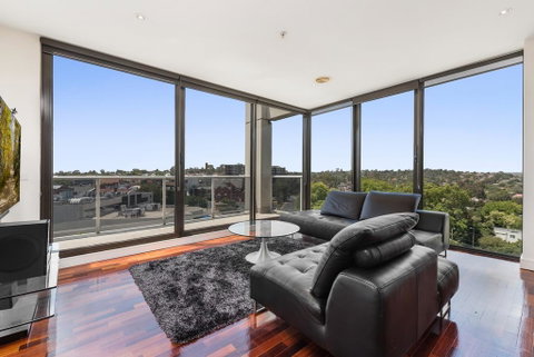 3-Bed Apartment With Parking Near Parks And Dining - QLD Tourism 2