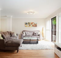 3-Bed Home with BBQ Patio near Parks and Playgrounds - QLD Tourism