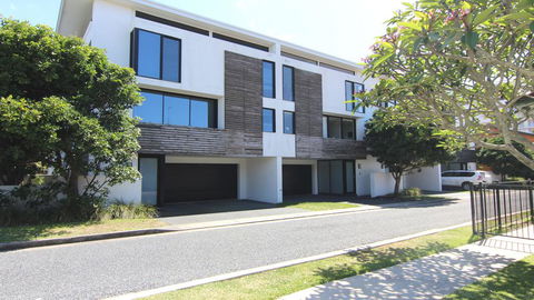 3/26 West Street-CBD Location! - QLD Tourism 0