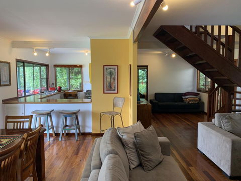 305 Montville - Queensland Tourism 2