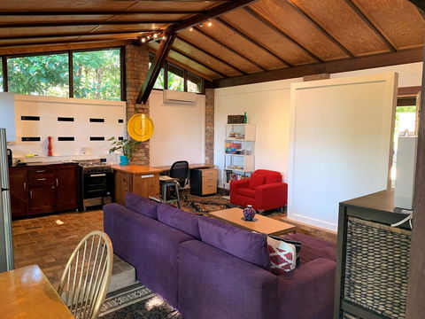 305 Montville - The Artist's Cottage - Queensland Tourism 1