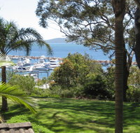 4 'Sailfish' 46 Magnus Street- water views and close to the marina - QLD Tourism