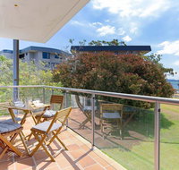 4 'Villa Ellisa' 10 Columbia Close - beautiful unit with beautiful water views at Little Beach - QLD Tourism