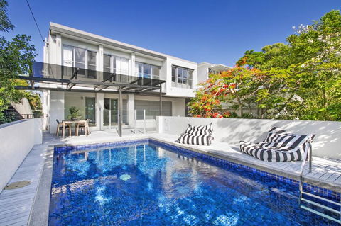 42 Bryan Street - QLD Tourism 1