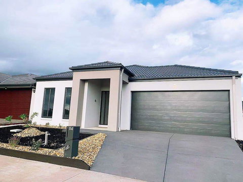 4Bed 2Bath Cozy Guesthouse In Tarneit - QLD Tourism 0