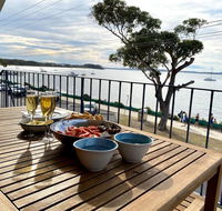 6 'SHOAL TOWERS' 11 SHOAL BAY RD - STUNNING WATER VIEWS  PERFECT LOCATION