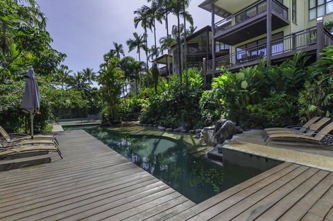 6 The Point Apartments - QLD Tourism 1