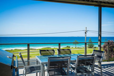 81 Dalmeny Drive - Beach House - QLD Tourism 0
