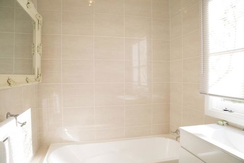 88 Morrisset - QLD Tourism 2