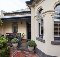 94 Highett - Inner City Period Home - QLD Tourism