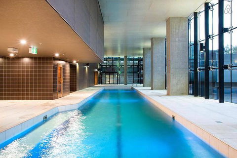 A Bright & Airy CBD Apt Next To Southern Cross - QLD Tourism 3