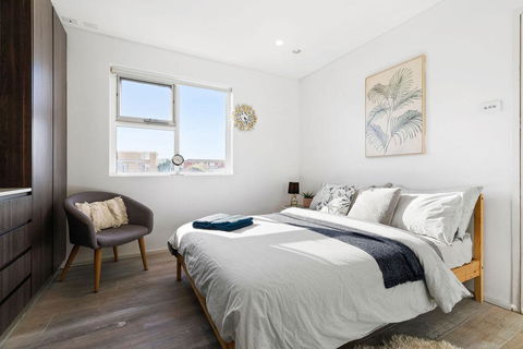 A Bright & Comfy Beach Studio, 5min Walk To Bondi Beach - QLD Tourism 0