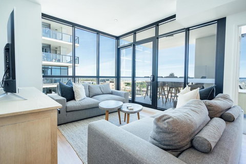 A Cut Above The West - Pool - Rooftop Bar - Gym - Wifi - Queensland Tourism 1