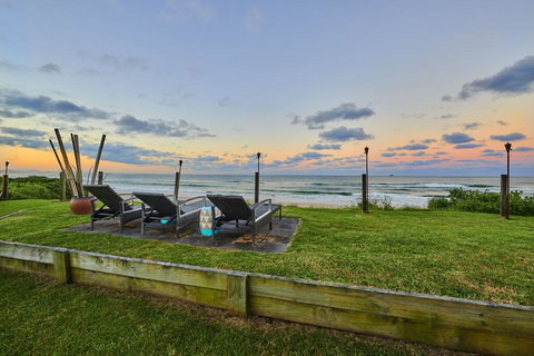 A PERFECT STAY - Belongil On The Beach - Queensland Tourism 0