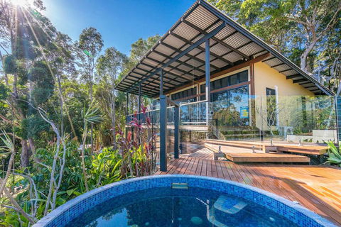 A PERFECT STAY - Ourmuli Cabin - Queensland Tourism 0