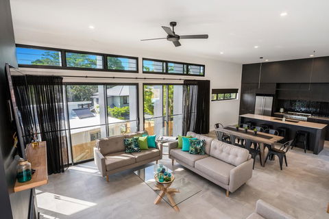 A PERFECT STAY - Wollumbin Haus Byron - Queensland Tourism 3