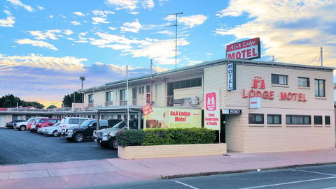 A&A Lodge Motel - Queensland Tourism 0