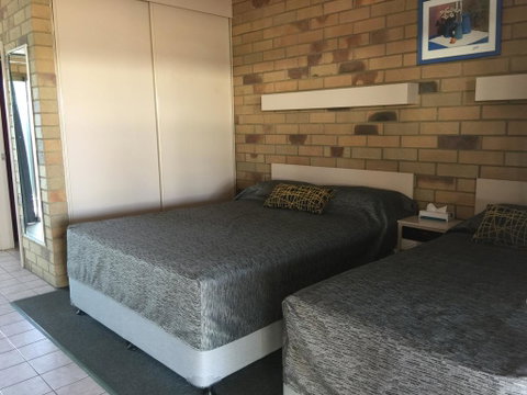 Abacus Motel - QLD Tourism 2